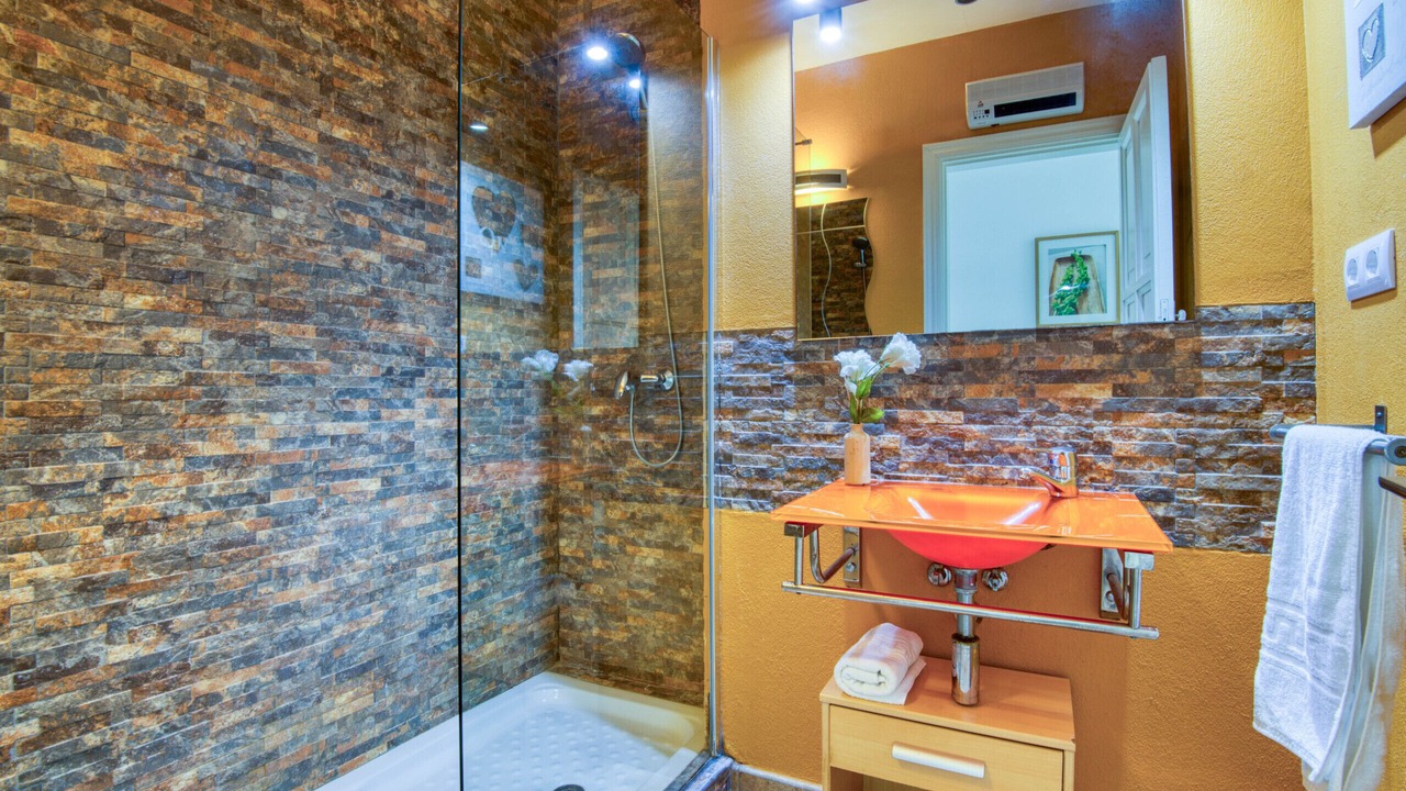 Photo of Bathroom in L'Escala