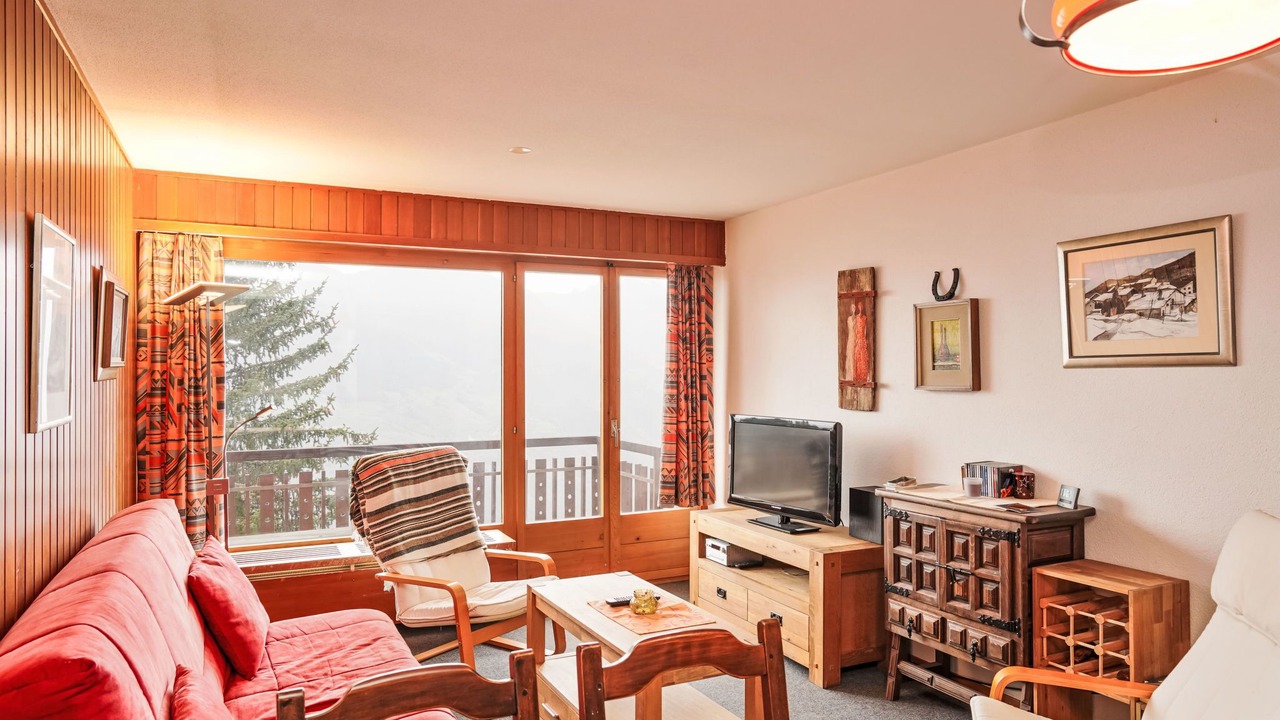 Photo of Livingroom in Vex