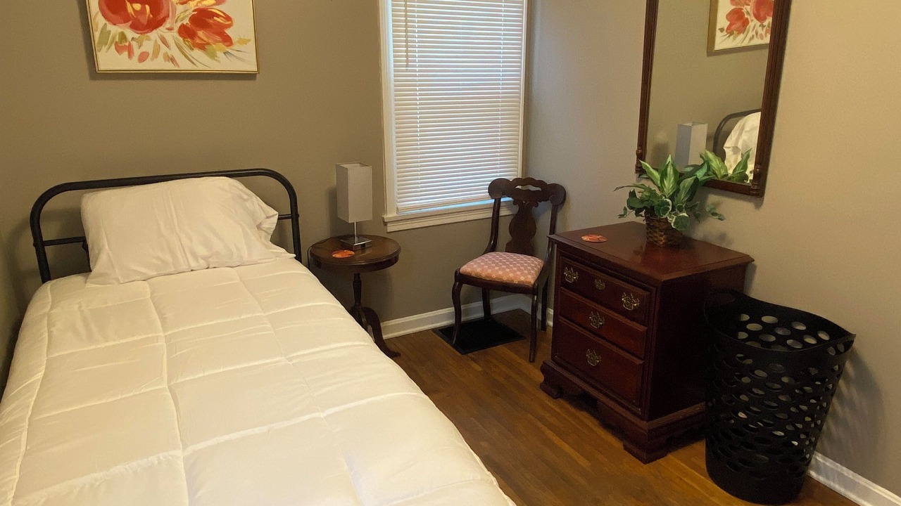 Photo of Bedroom in Cheektowaga