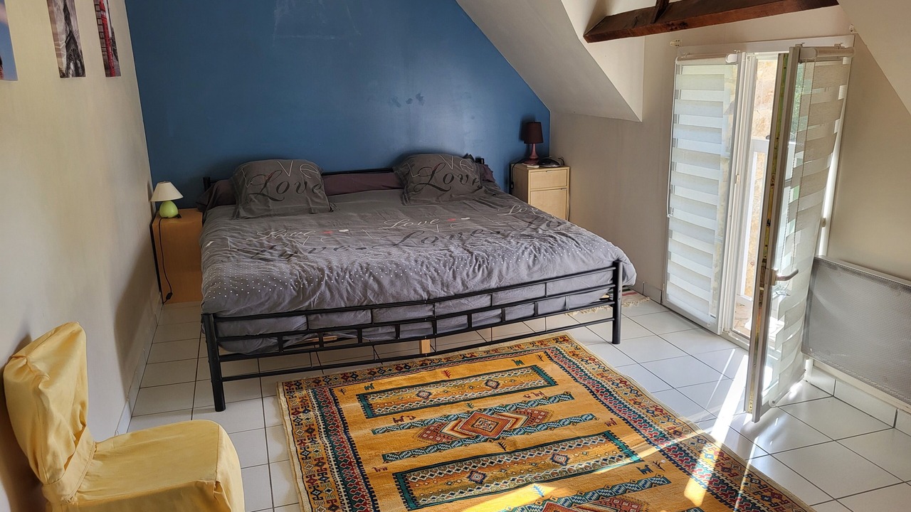 Photo of Bedroom in Locoal-Mendon