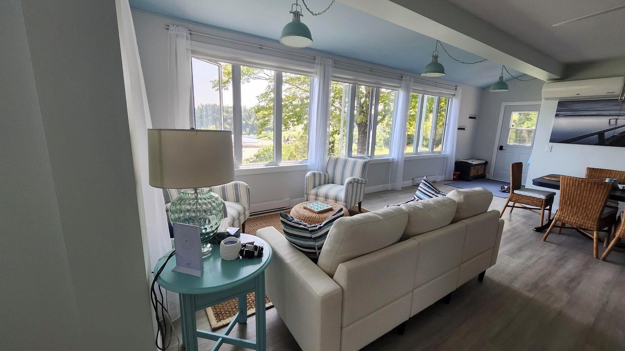 Photo of Livingroom in Beaver Harbour