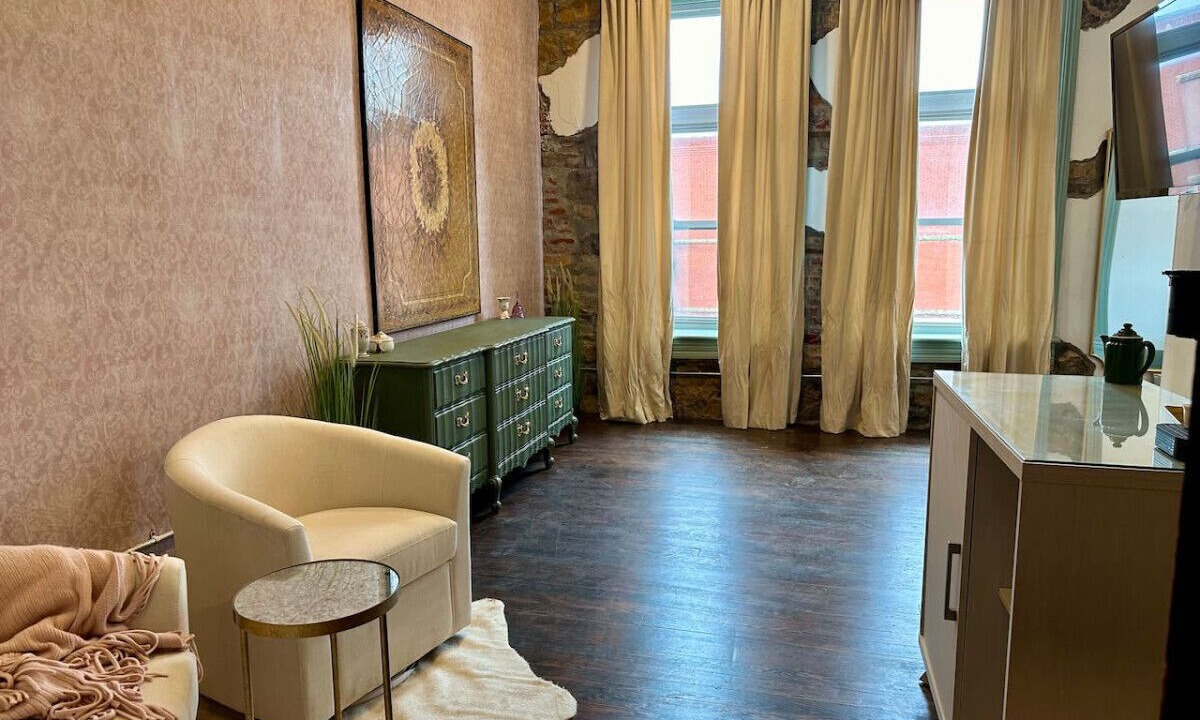 Photo of Livingroom in Okemah