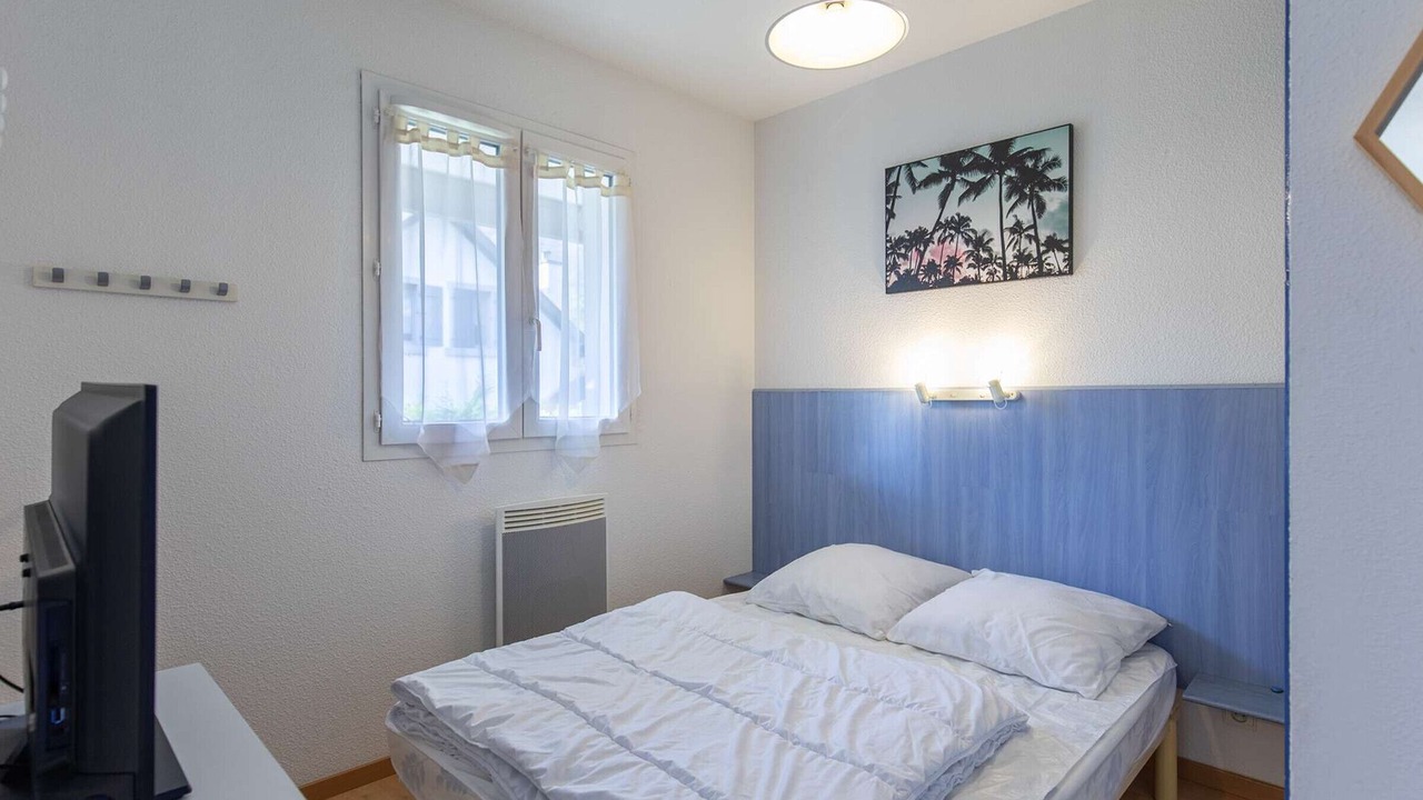 Photo of Bedroom in Esquieze-Sere
