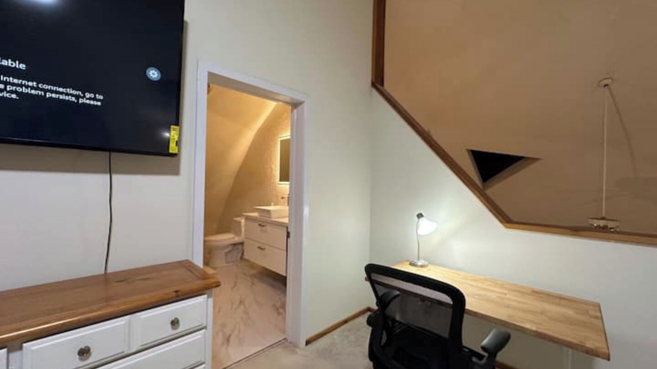 Photo of Bedroom in Frazier Park