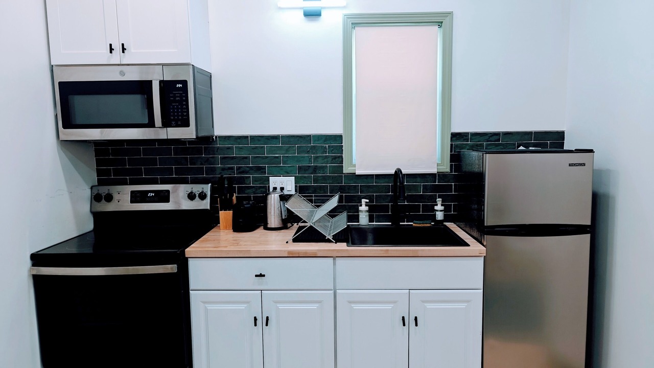 Photo of Kitchen in Downtown Niagara Falls