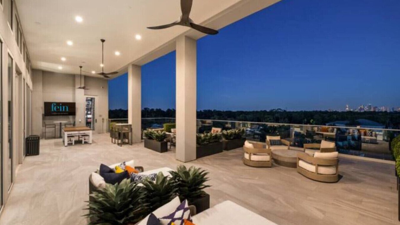 Photo of Patio Balcony in The Galleria