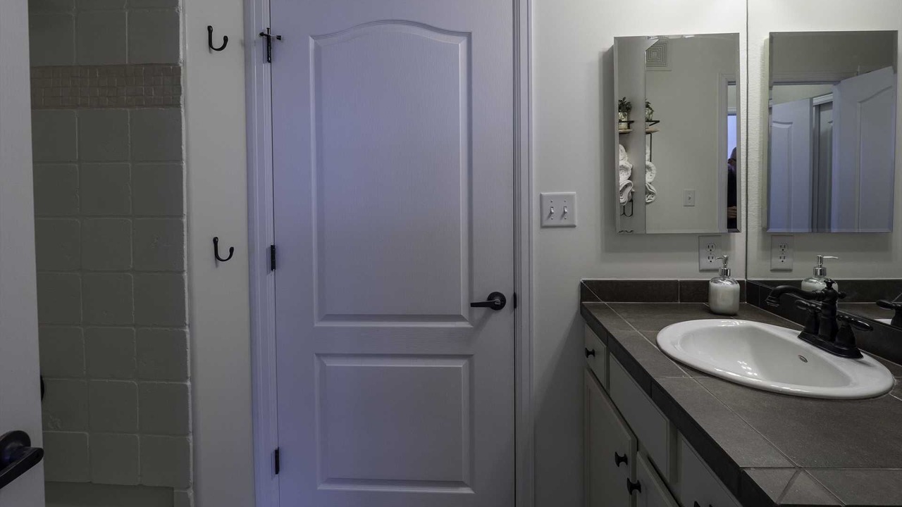 Photo of Bathroom in Silvercreek