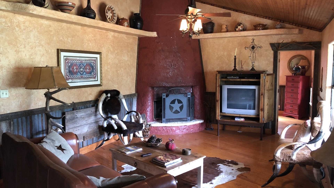 Photo of Livingroom in Tarpley