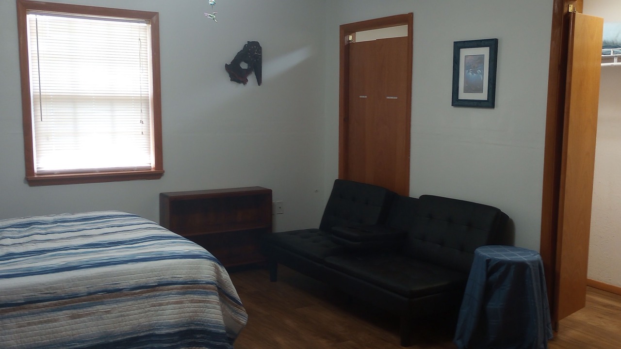Photo of Bedroom in Checotah
