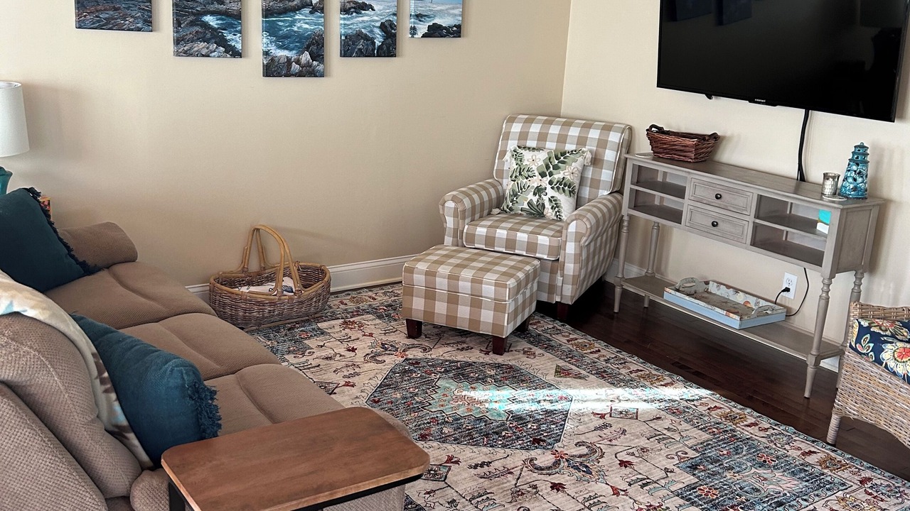 Photo of Livingroom in West Irondequoit