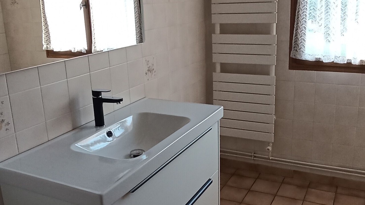 Photo of Bathroom in Oussieres