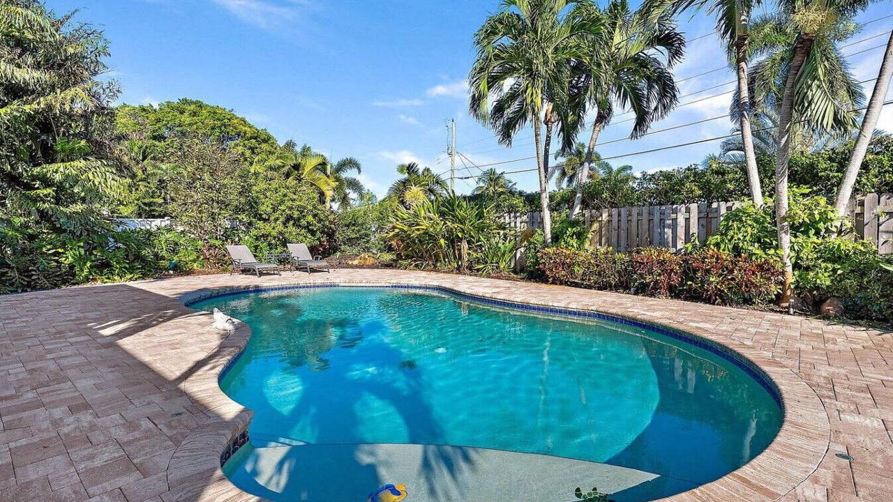Photo of Outdoor in Lake Clarke Shores