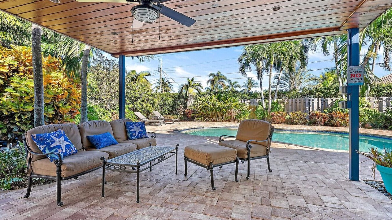 Photo of Outdoor in Lake Clarke Shores