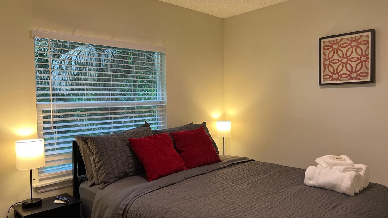 Photo of Bedroom in Roosevelt Park