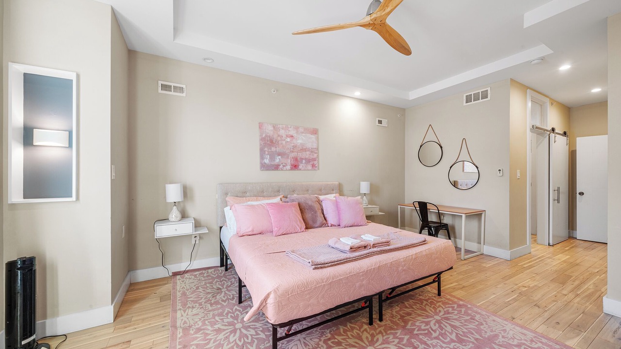 Photo of Bedroom in Point Breeze