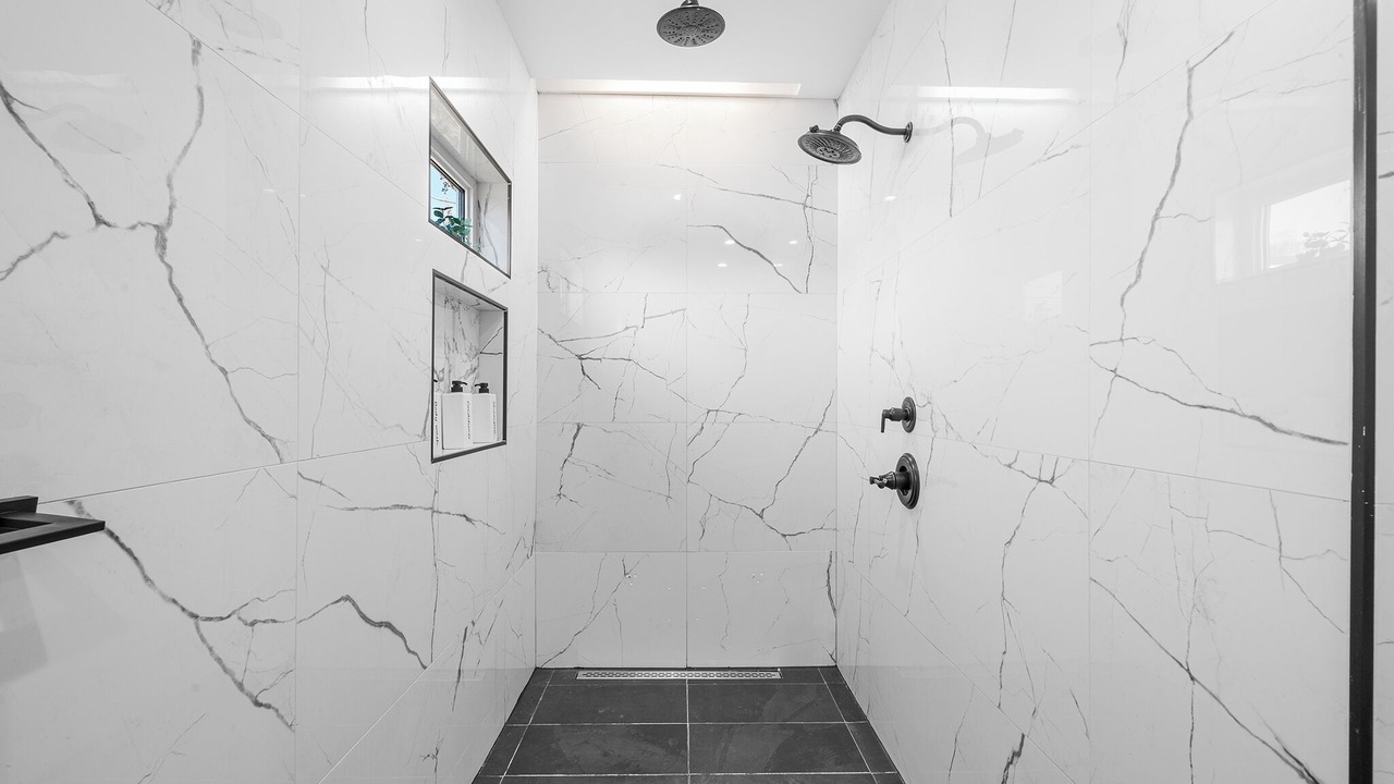 Photo of Bathroom in Point Breeze