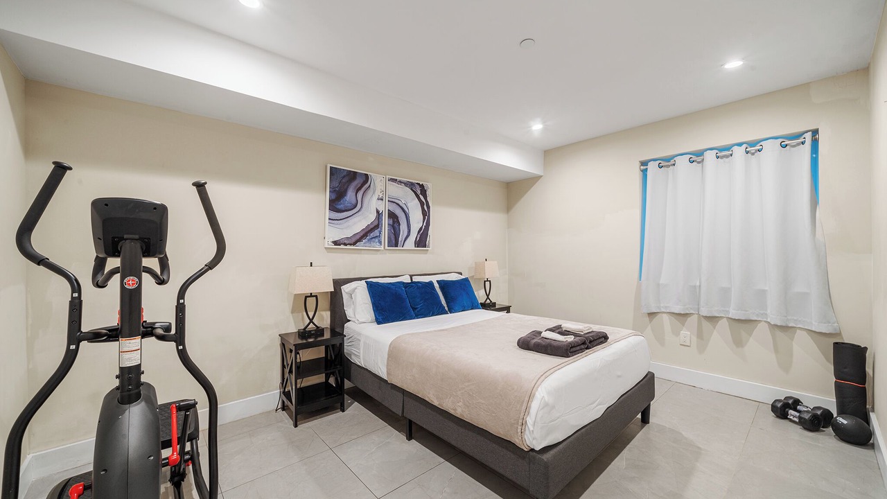 Photo of Bedroom in Point Breeze