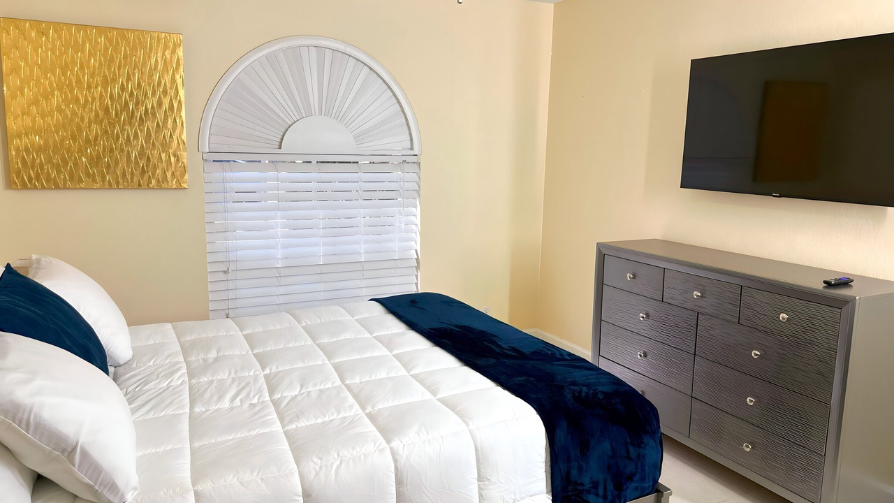 Photo of Bedroom in Survey Creek