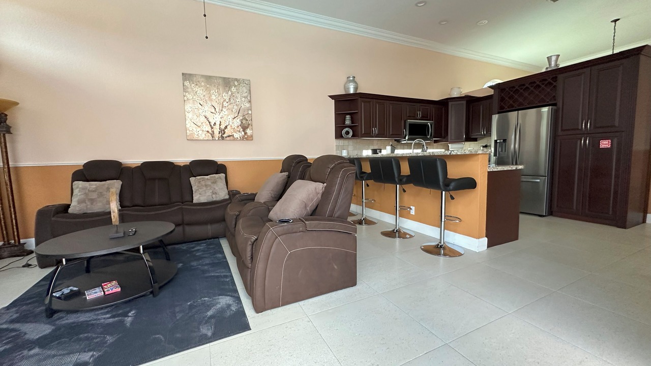 Photo of Livingroom in Survey Creek