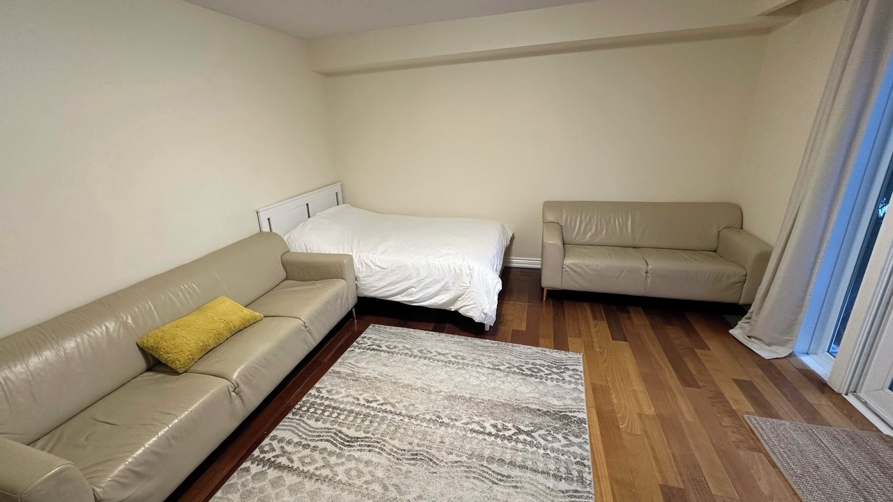 Photo of Livingroom in Durham Region