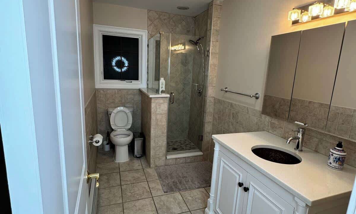 Photo of Bathroom in Uniondale