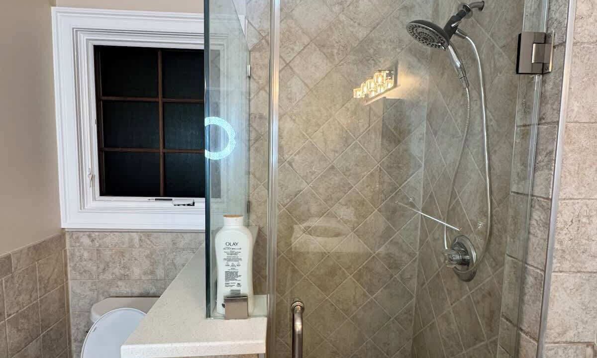 Photo of Bathroom in Uniondale