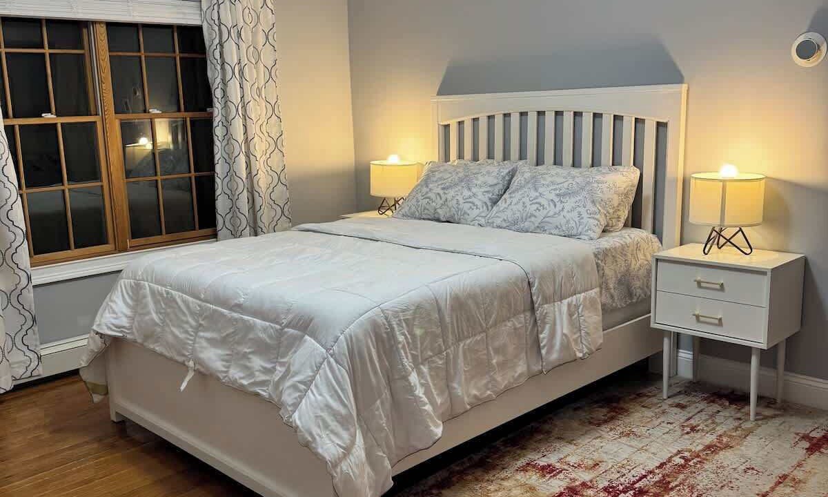 Photo of Bedroom in Uniondale