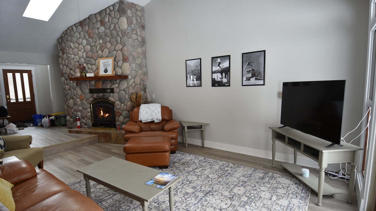 Photo of Livingroom in Bellaire