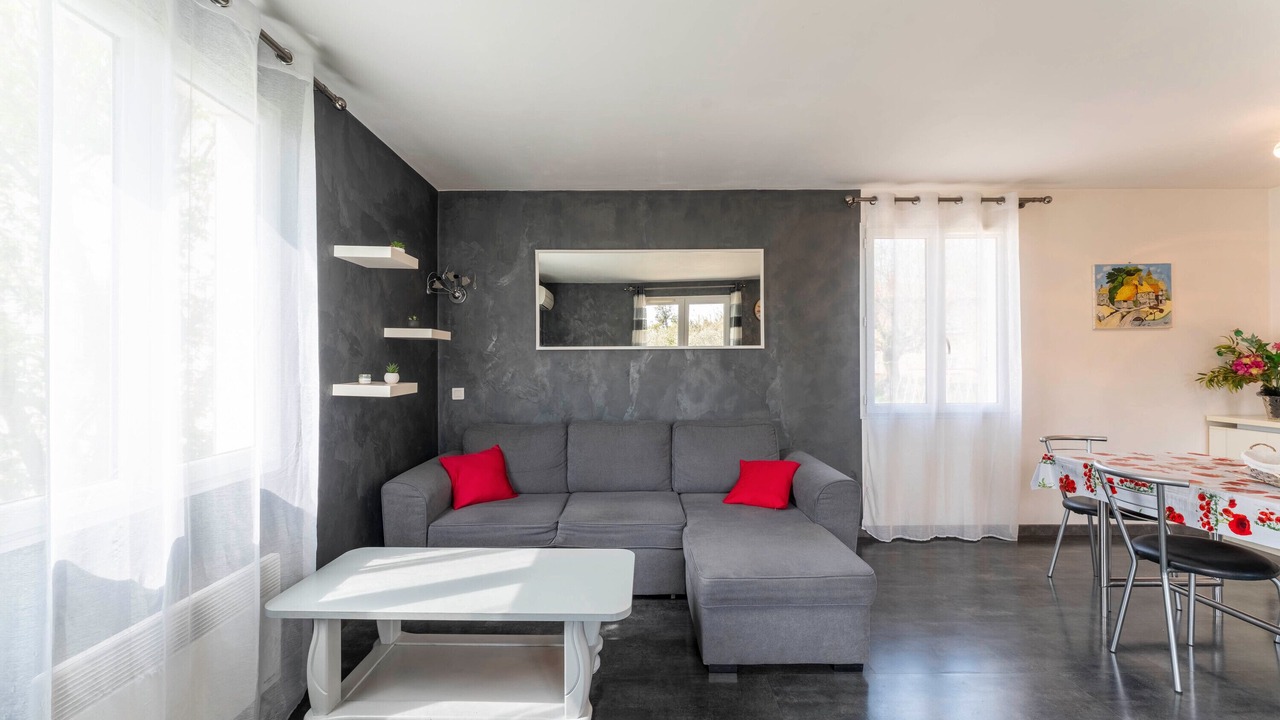 Photo of Livingroom in Sorgues