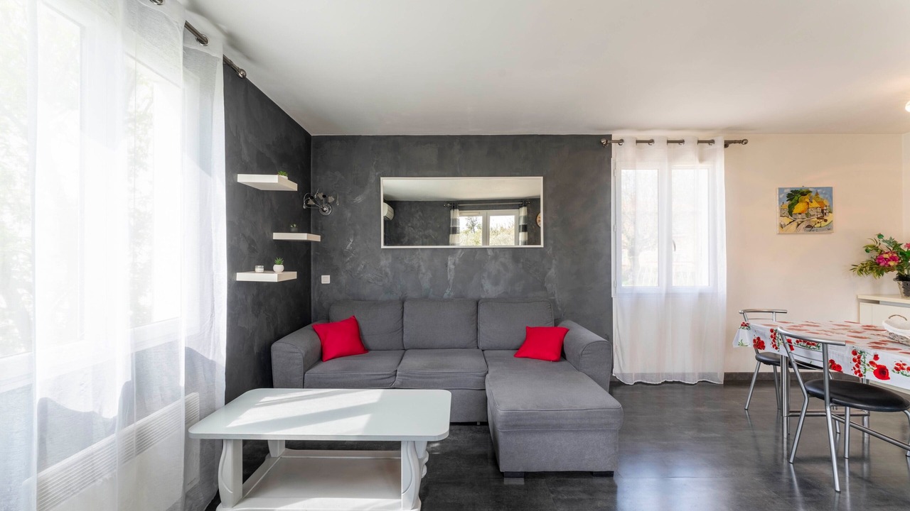 Photo of Livingroom in Sorgues