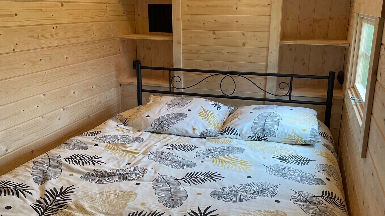 Photo of Bedroom in Cerans-Foulletourte