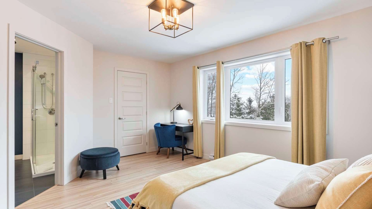 Photo of Bedroom in Saint-Faustin-Lac-Carre