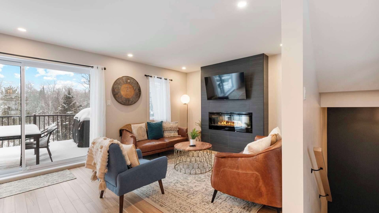 Photo of Livingroom in Saint-Faustin-Lac-Carre