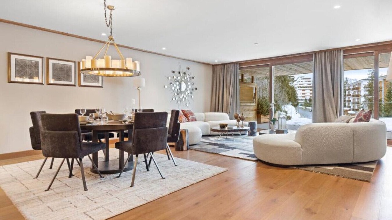Photo of Livingroom in Lens