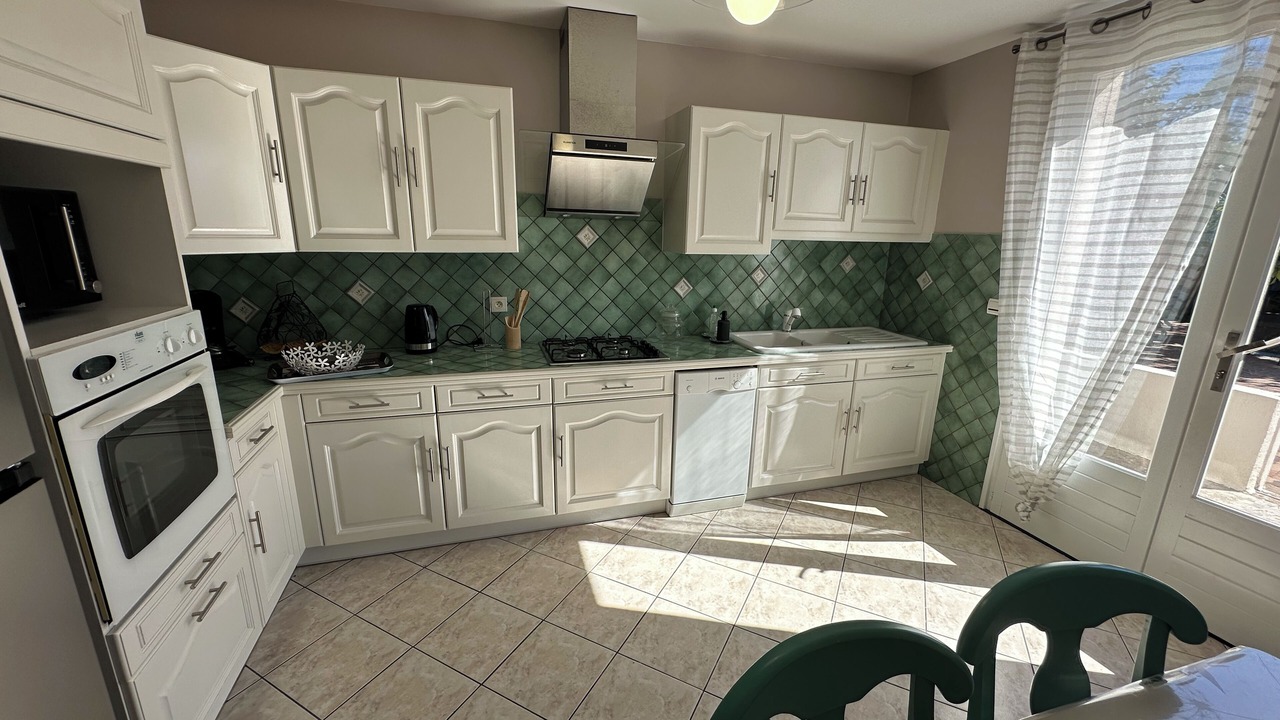 Photo of Kitchen in Le Grau-dʼAgde