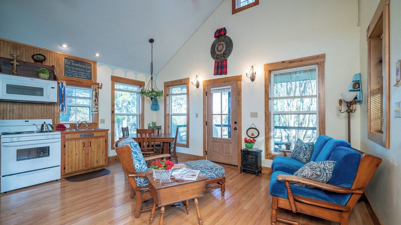 Photo of Livingroom in Ore City