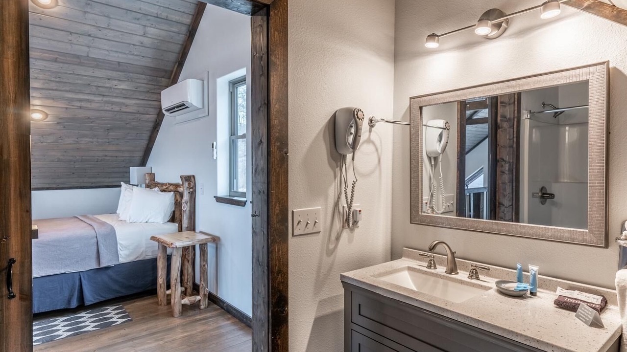 Photo of Bathroom in Ponca