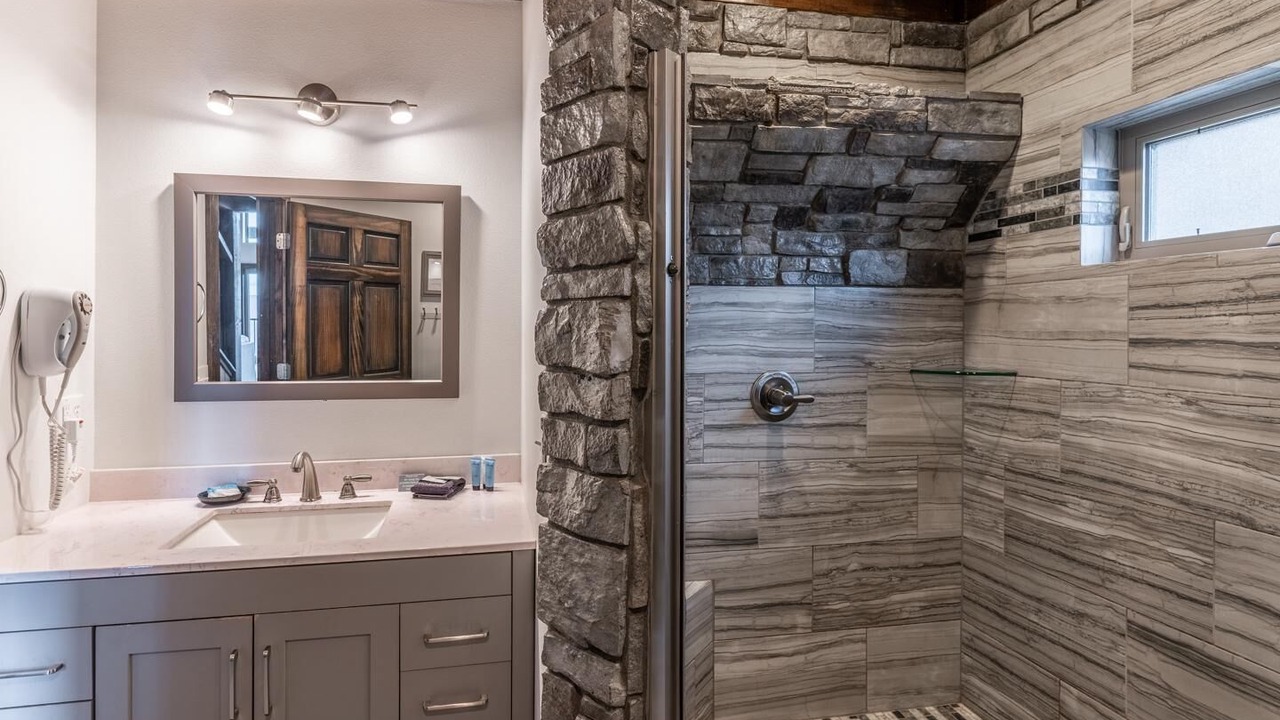 Photo of Bathroom in Ponca