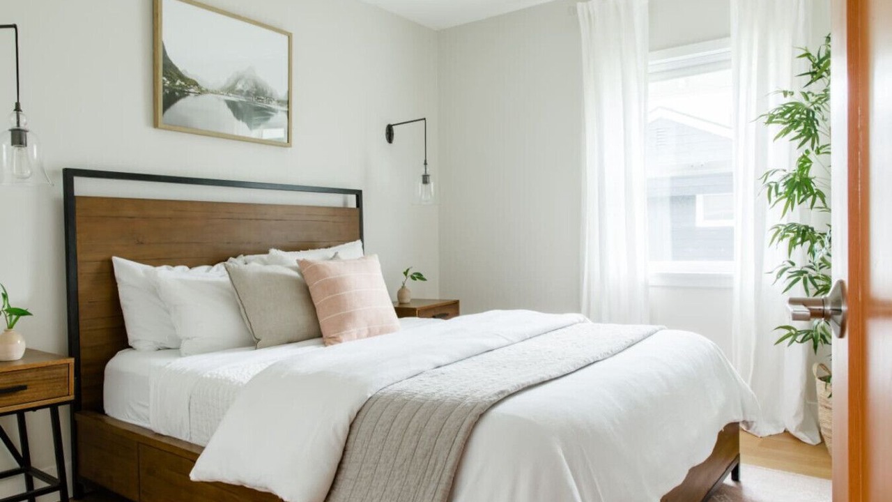 Photo of Bedroom in Highland Park