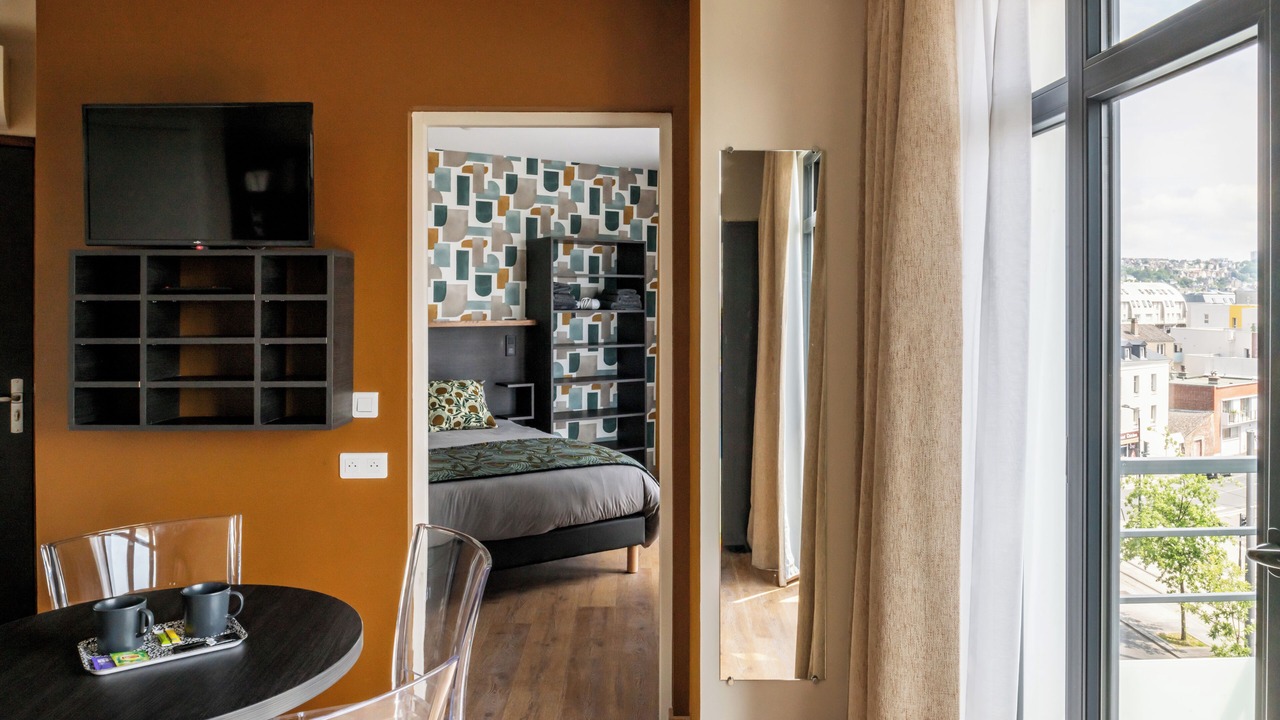 Photo of Livingroom in Anatole France Danton