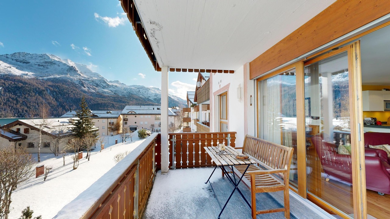 Photo of Patio Balcony in Silvaplana