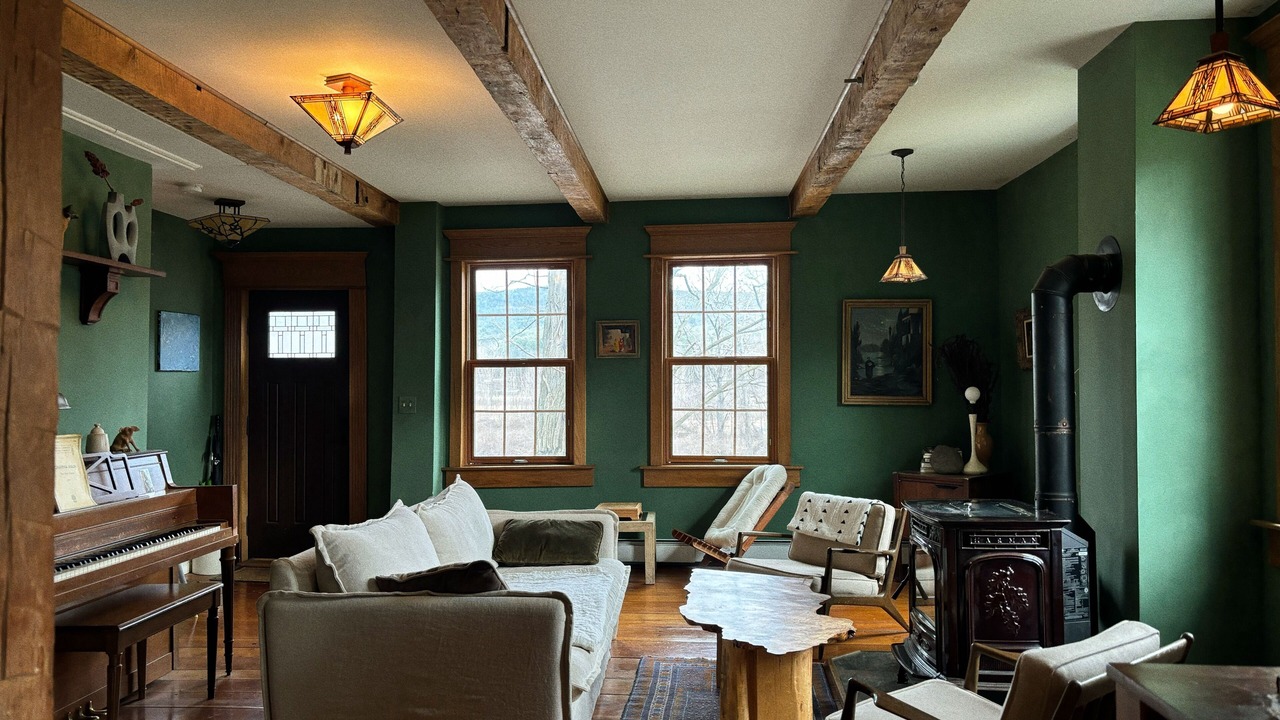 Photo of Livingroom in Town of Fulton