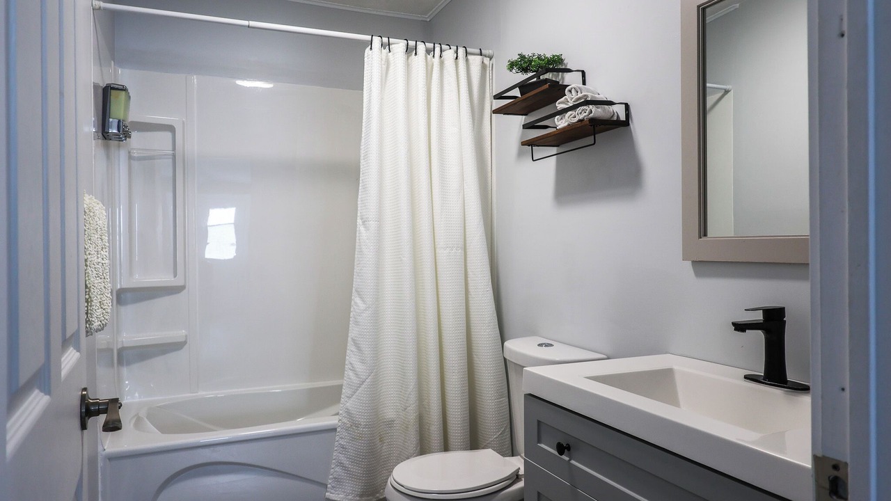 Photo of Bathroom in Cochrane