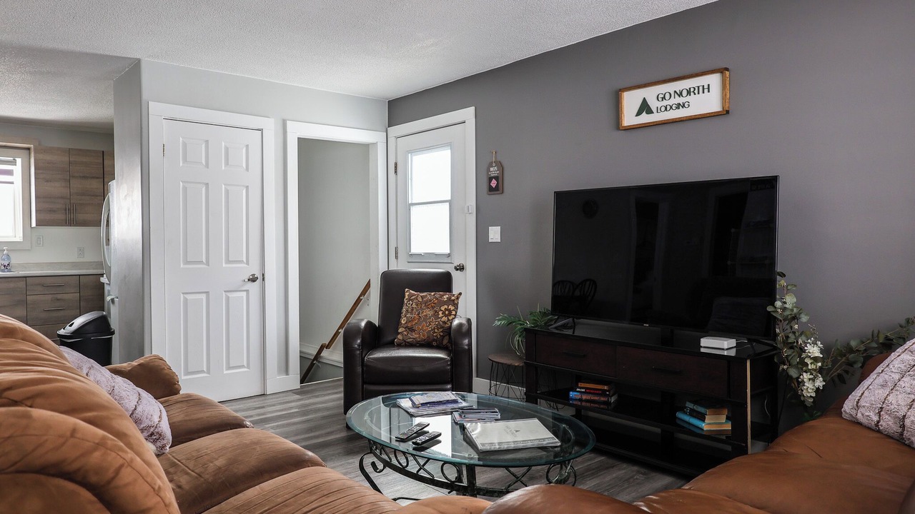 Photo of Livingroom in Cochrane