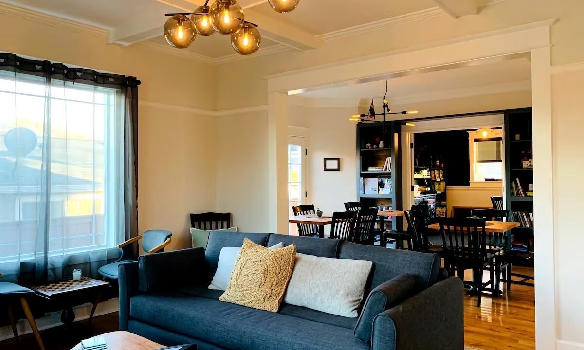 Photo of Livingroom in Alberta Arts District