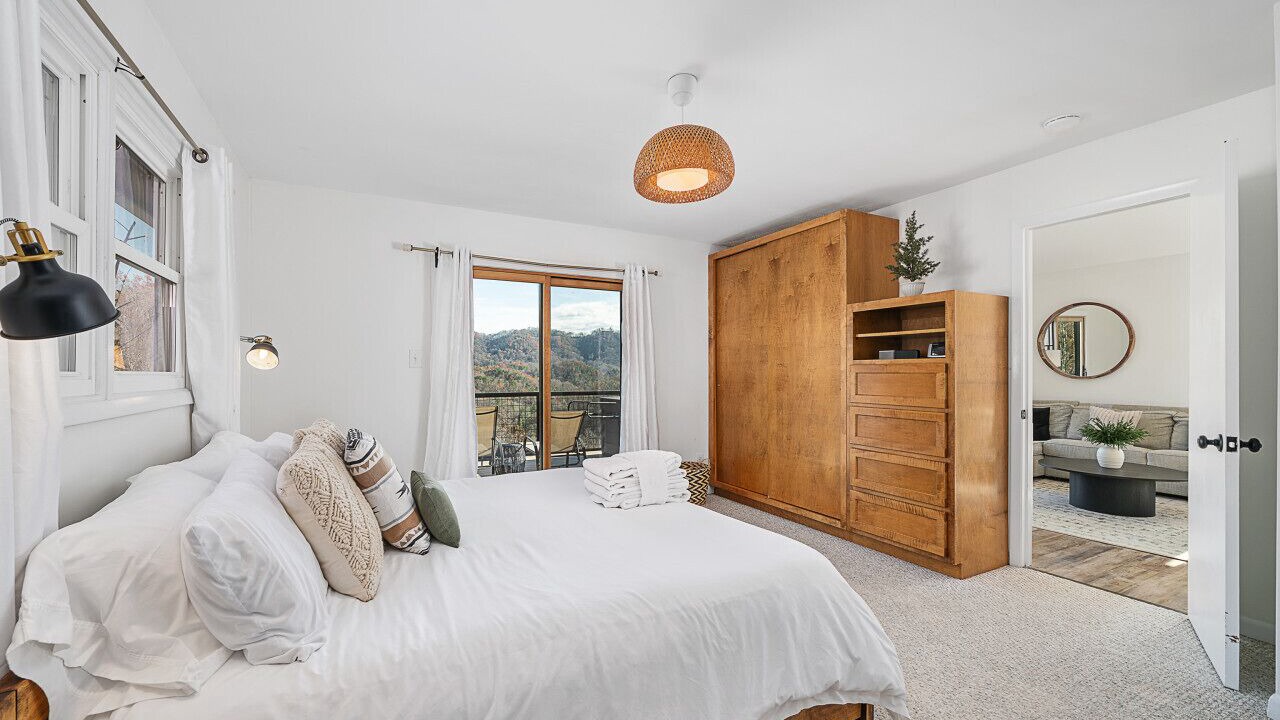 Photo of Bedroom in Almond
