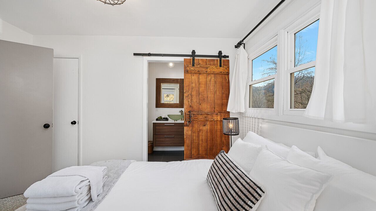 Photo of Bedroom in Almond