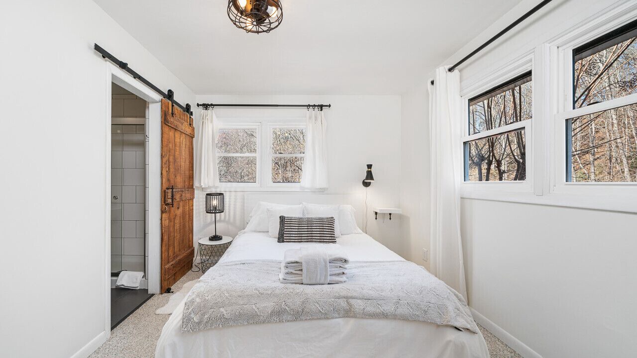 Photo of Bedroom in Almond