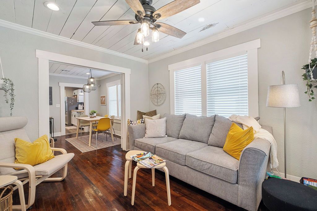 Photo of Livingroom in Seguin