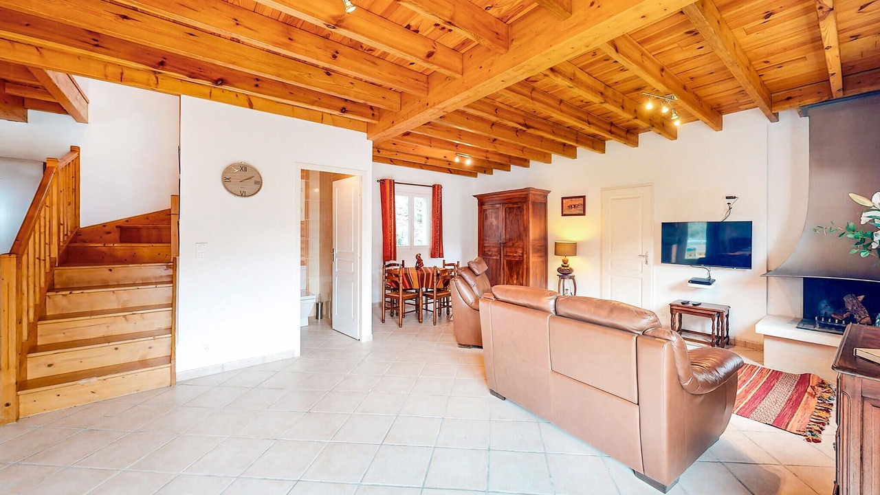 Photo of Bedroom in Louvie-Soubiron